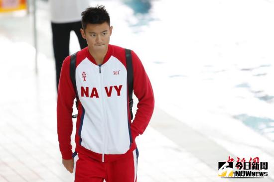 「鮮肉大隊」隊長寧澤濤。