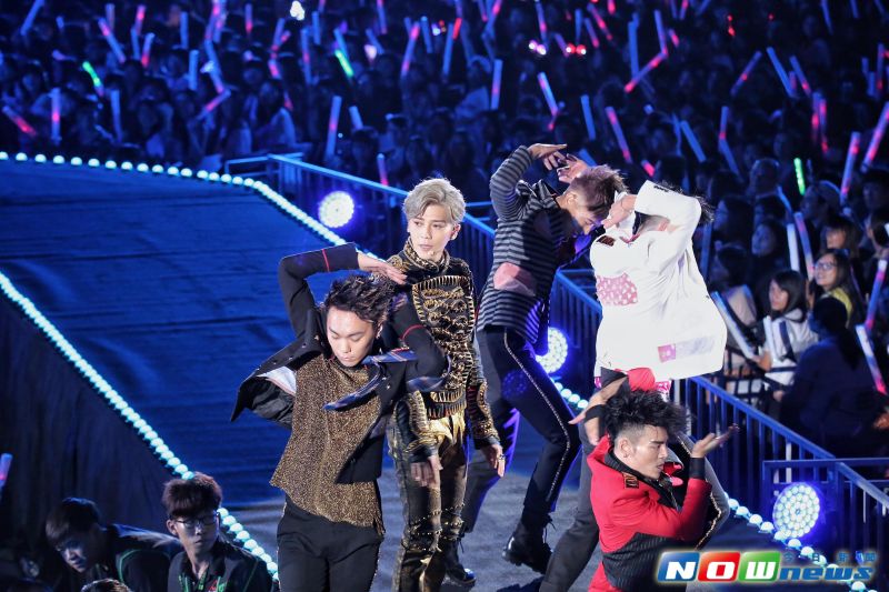 ▲2016 Bii畢書盡CATCH YOUR DOUBLE EYE演唱會，16日晚間在台大體育館開唱。（圖／攝享家吳政璋，2016.07.16）