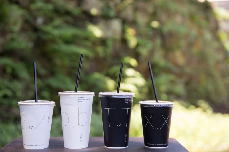▲7-ELEVEN與聶永真合作，設計5款咖啡因表情杯，包含bb杯、TT杯、ZZ杯，以及XX杯，分別代表放空、傷心、疲累與不開心，還有1款再見杯，讓人自由發揮。（圖／7-ELEVEN提供）