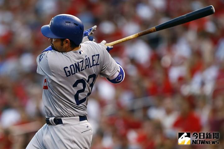 ▲道奇隊Adrian Gonzalez第一局就轟滿貫砲。（圖／美聯社／達志影像）