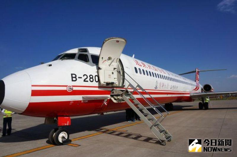 ▲因應尼伯特颱風襲台，遠航9日國內外線航班有所異動。（圖／遠航提供.2016.7.8）