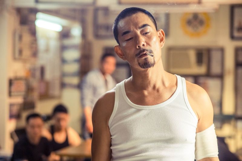 ▲任賢齊為戲剃頭，形象凶惡。（圖／華映，2016.07.20）