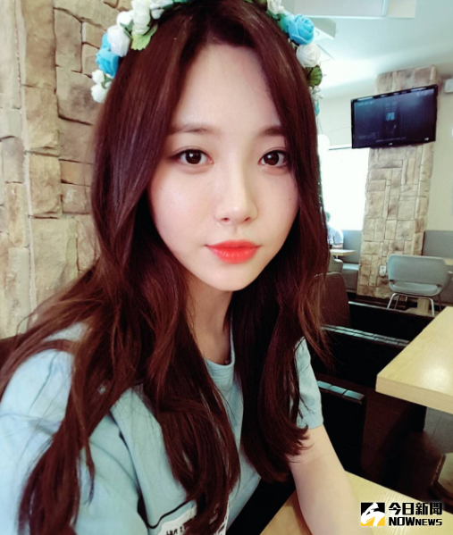 ▲Yura成覆盆子酒第一位女性代言人。（圖／翻攝自Yura IG）