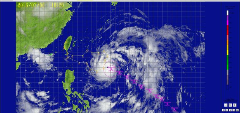 ▲強度颱風尼伯特步步逼近，氣象局將於今(6)日傍晚啟動飛機投落送觀測。（圖／氣象局提供）