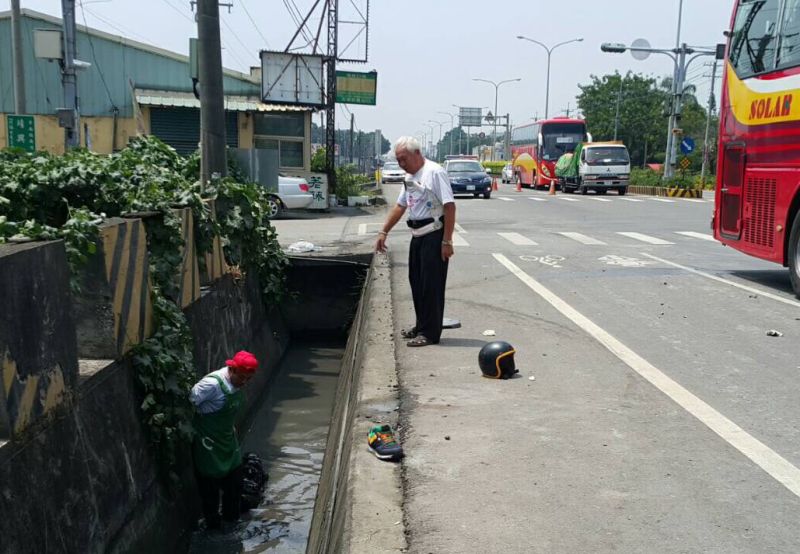 斗六火車站旅遊服務中心 台西客運 斗六發車時刻表 客運虎尾站可轉乘至褒忠 元長 北港 口湖 麥寮 台西