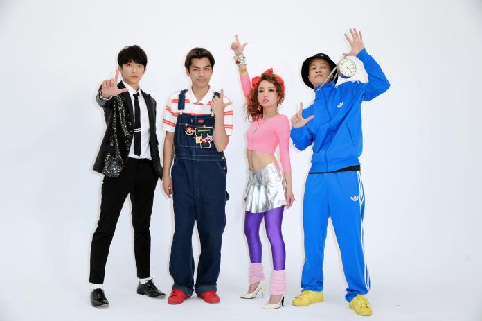 ▲大嘴巴曾獲得金曲獎肯定,左起為懷秋、宗華、愛紗、薛仕凌。(圖/環球音樂)