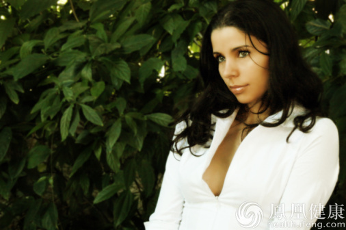 1個小細節決定你的胸部大小（示意圖）。