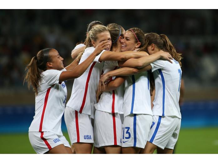 奧運金牌三連霸、衛冕軍美國女足隊首戰旗開得勝。（圖／美聯社／達志影像）