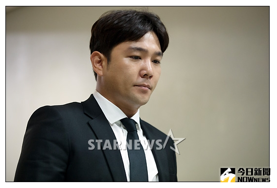 ▲強仁今日現身法院。（圖／翻攝自starnews）