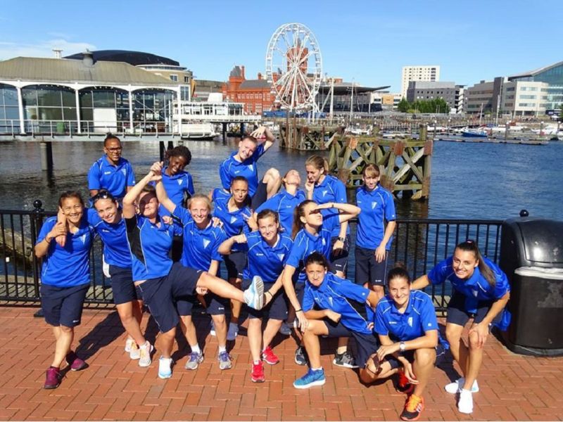 曾淑娥（前排左1）所效力的塞爾維亞冠軍隊ŽFK Spartak Subotica在2016-17女子歐冠資格賽拿到不敗戰績，但淨勝球不如同組的Breiðablik，提前止步。（圖／ŽFK Spartak Subotica提供）