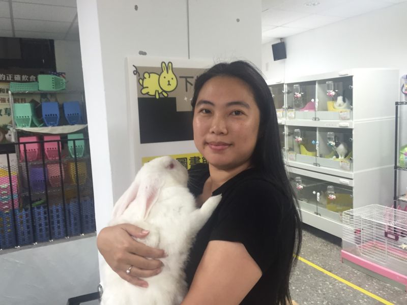 ▲肉票麻表示，兔子其實很聰明，能感受到你對牠們的愛。（圖／記者曾芊華攝）