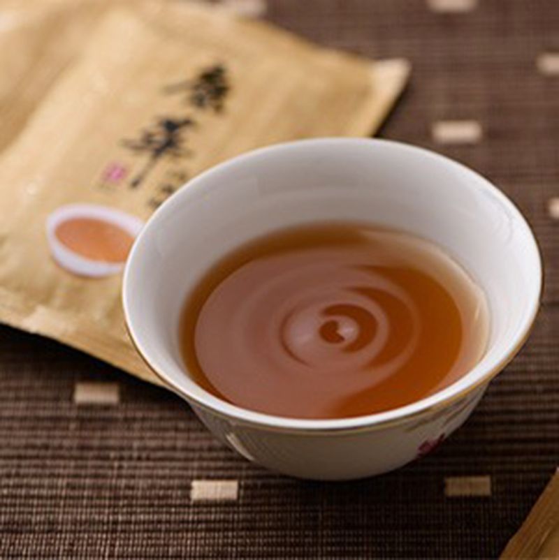 ▲飲用滴雞精　外食族補充營養、增強體力　。（圖／公關照片）