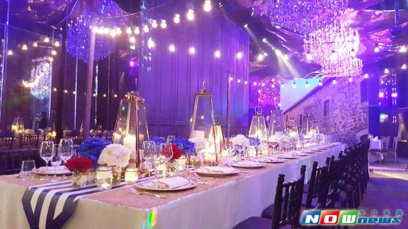 ▲雲品國際旗下君品酒店亮廳變身博物館！業者以4位名人新娘「奧黛莉赫本」、「賈桂琳」、「葛莉斯凱莉」及「維多利亞女王」為構想，設計出絕美婚宴場景。（圖／記者許家禎攝，2016.8.30）