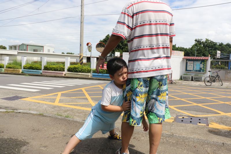 ▲開學了，孩子有分離焦慮症怎麼辦？（圖／台中慈濟醫院提供）