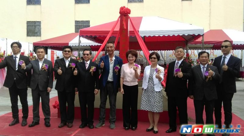 ▲in89嘉義豪華影城落腳於民族路與成仁街口「國民戲院」舊址，巿長涂醒哲（左四）、巿議長蕭淑麗（右五）皆出席動土儀式，預計民國107年完工，屆時民眾觀影、逛街又多一新去處。（圖／記者 邱嘉琪攝）