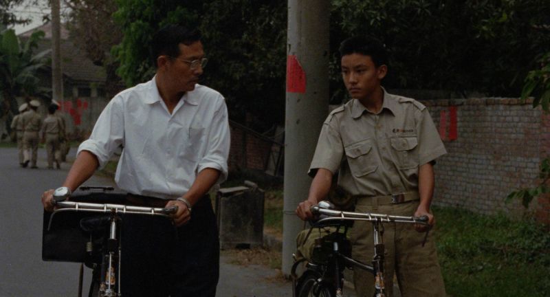 ▲張震（右）當年和父親張國柱一起合演《牯嶺街少年殺人事件》。（圖／中影，2016.09.14）