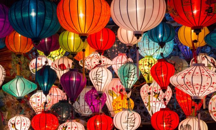 ▲這不是元宵節！在越南，中秋節才是提花燈的節日！（圖／翻攝自網路）