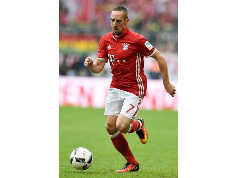 拜仁靠著法國「刀疤俠」Franck Ribéry穿針引線，單場送出3助攻主場逆轉獲勝，拿下聯賽開季三連勝。（圖／美聯社／達志影像）