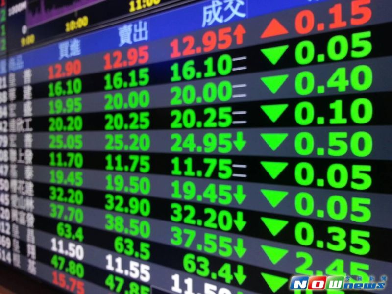 ▲受到美股重挫影響，台股1月6日早盤重挫140點，來到9133點附近，各類股一片慘綠，圖為示意圖。（圖／記者許家禎攝）