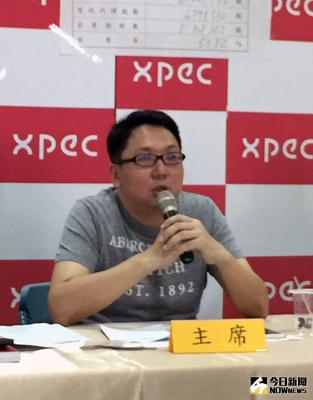 百尺竿頭收購樂陞（3662）案確定破局，小股東擔憂明天將面臨恐慌性賣壓，樂陞董事長許金龍表示，希望投資人看清公司價值別輕易殺低，他不認為128元是天花板區。中央社記者韓婷婷攝　105年8月30日