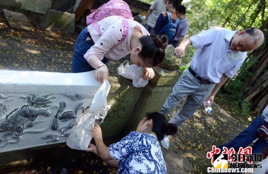 「大陸工匠」李仁清：用雙手重現中華民族文化經典。