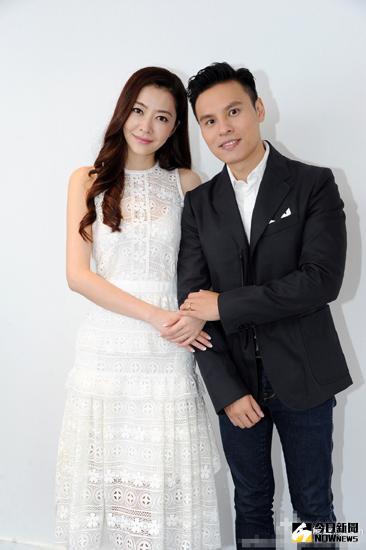 恭喜！熊黛林與億萬富豪領證，可兩人這身高差…。