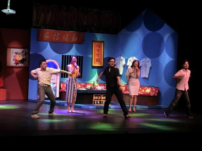 ▲圖說：台中在地劇團大開劇團最新推出的謬喜劇《男人幫 青春小鳥一去不回來》29日在台中國家歌劇院首演。（記者賴淑禎攝）