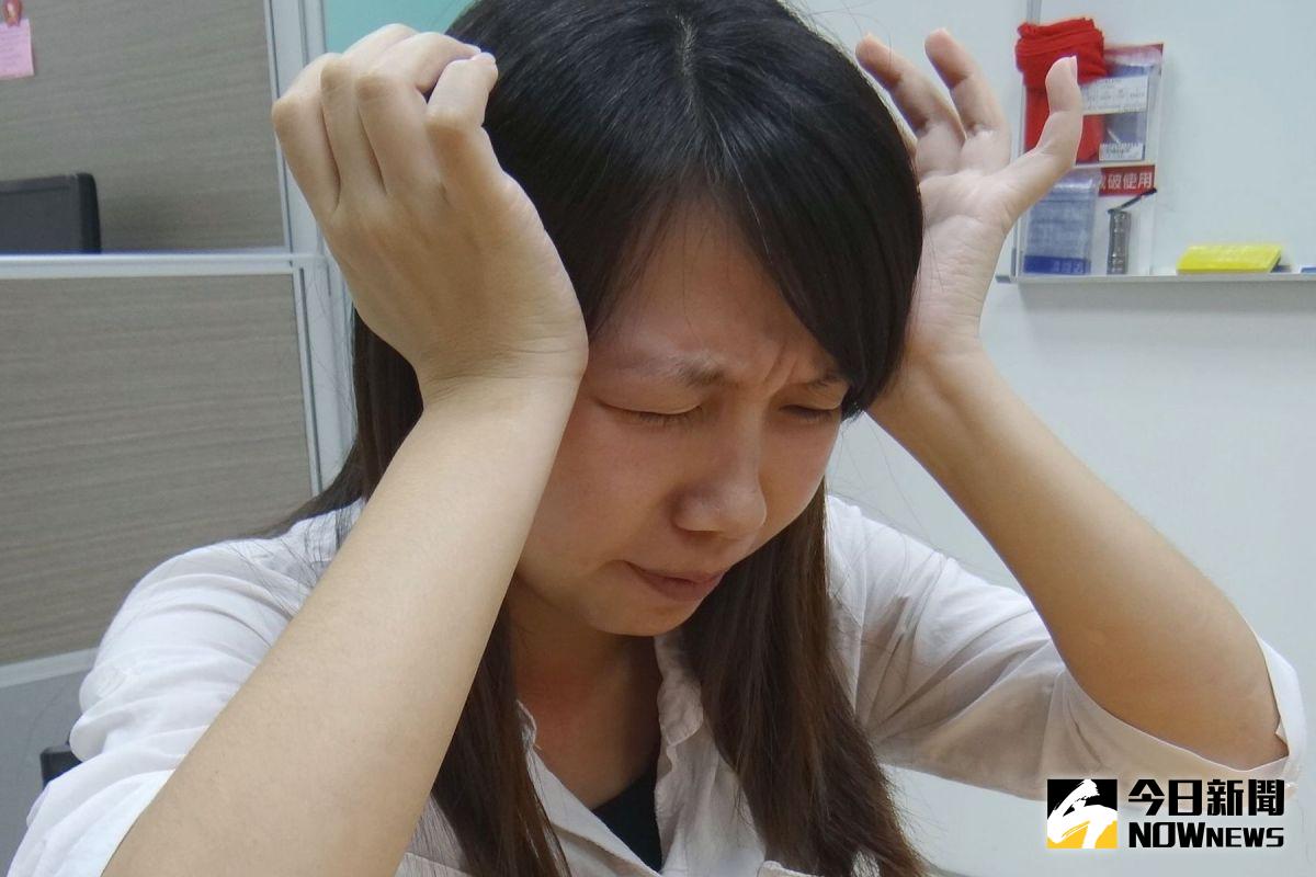 ▲女性偏頭痛發生率是男性3倍，在30歲至39歲族群最常見。（示意圖，非當事人／NOWnews資料照）