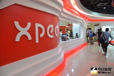 樂陞科技8日下午舉行記者會，暫代董事長主持公司營運的副董事長李柏衡向媒體說明申購過程，強調股東和董事長皆為受害者。中央社記者孫仲達攝　105年9月8日