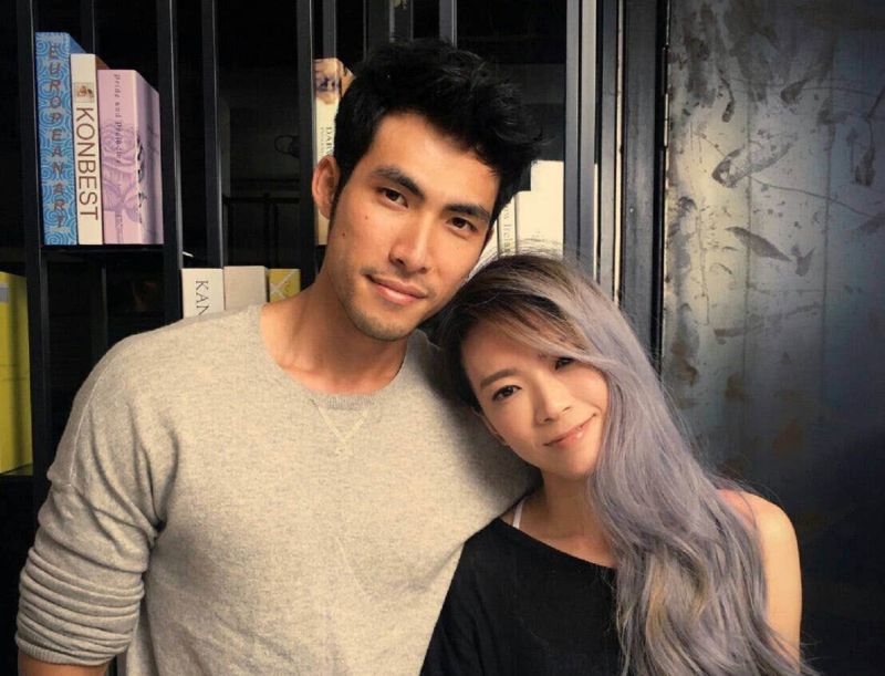 ▲張芸京（右）的「初吻男友」是藍又時挑的。（圖／泡耳音樂提供，2016.10.11）