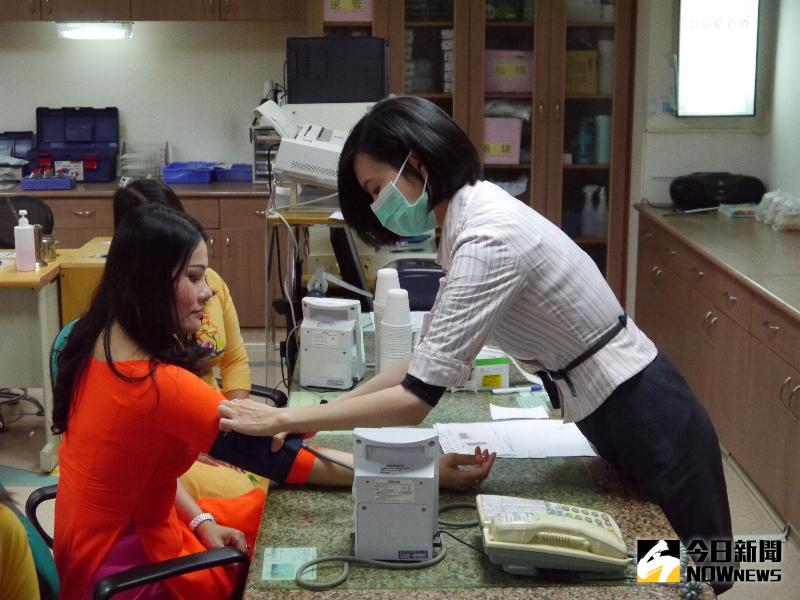 圖說：參加健康篩檢的女性新住民。