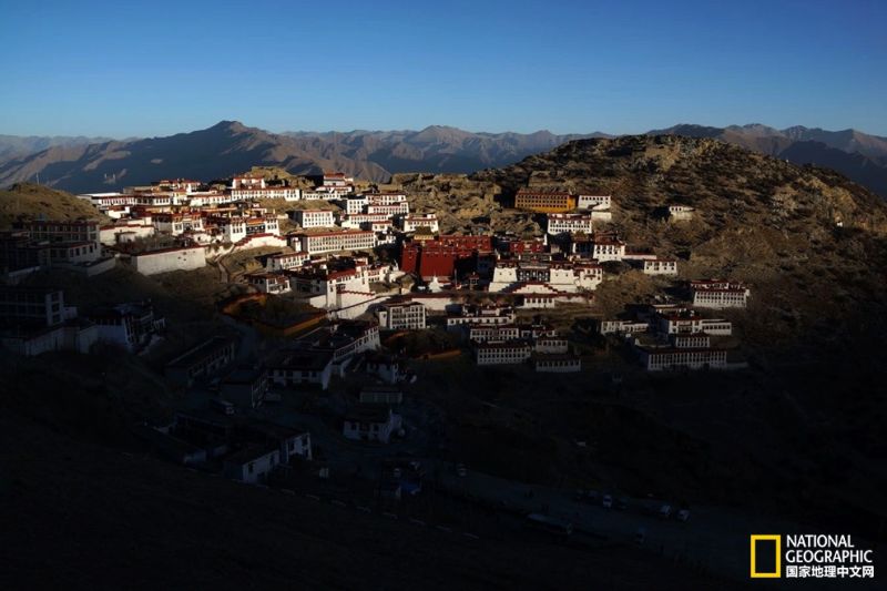 拉薩這些寺廟你去過幾個？不敢想像的美麗。