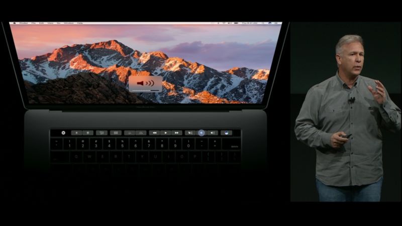 ▲最新MacBook Pro亮眼設計就是Touch Bar，能夠取代滑鼠與現有實體按大部分功能鍵。（圖／翻攝自蘋果發布會）