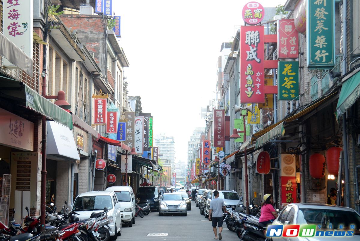 ▲迪化街。（圖／記者林調遜攝，2016.11.16）