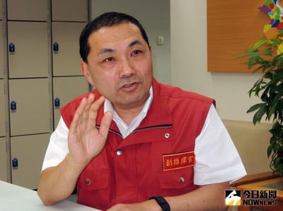 林姓傷者涉松山爆炸案，新北市副市長侯友宜（圖）表示，8日上午前往北醫探視時雖未看到傷者，但當時就覺得怪，當場指示提供警方參考。中央社記者王鴻國攝 105年7月8日