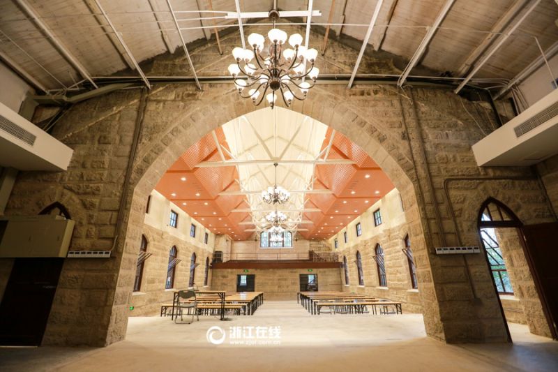 杭州也出現了一座『霍格沃茲魔法學校大禮堂』。