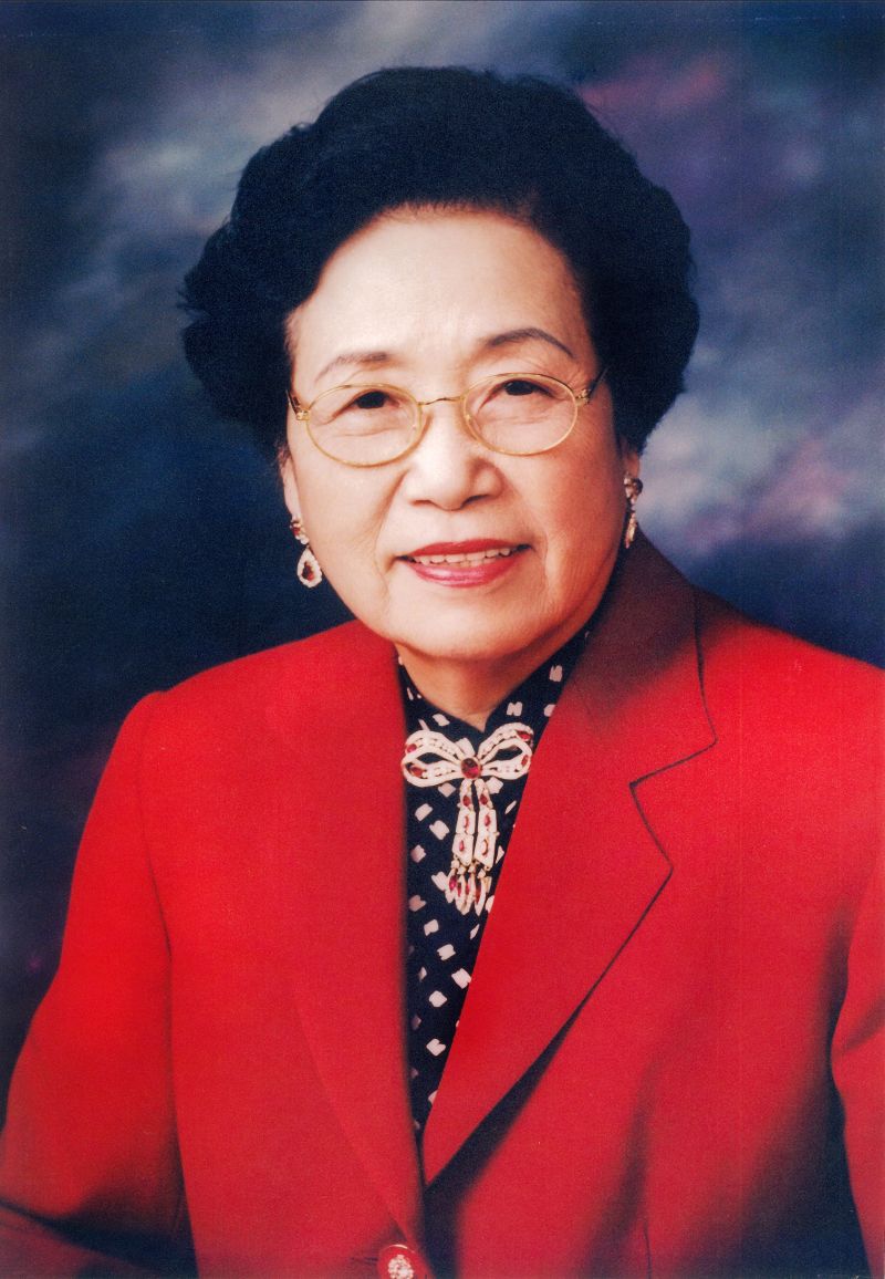 ▲日月光集團董事長張虔生的母親，同時也是日月光與宏璟集團創辦人張姚宏影辭世，享壽95歲，張虔生秉持張姚宏影的信念，捐出新台幣3億元，成立講座及獎助年輕學子，讓母親的愛能長留人間。（圖／日月光集團提供）