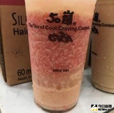 ▲葡萄柚多多的花色猶如「雪花牛」。（圖／翻攝自Dcard）