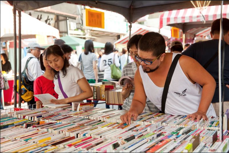 ▲牯嶺街書香創意市集-舊書探尋。（圖／國北教大提供）