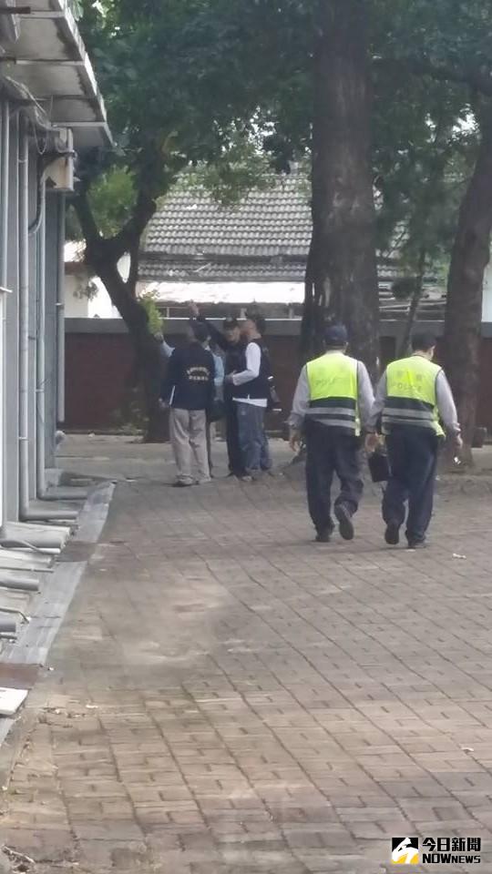 ▲南一中接連兩天爆出校園活春宮，警方今(5)日前往校園採證調查。（圖／翻攝自臉書）