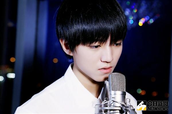 TFBoys小鮮肉組合的隊長王俊凱，榮獲2016中國「90後十大傑出青年」第一名。