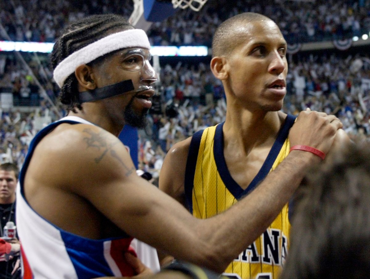 Hamilton（左）當年曾在季後賽與史上最偉大跑動射手Reggie Miller對決。（圖／美聯社／達志影像）