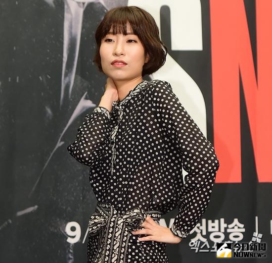 ▲韓國警方將對李世英性騷擾男藝人一案展開調查。（圖／翻攝自xportsnews）