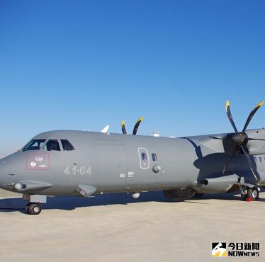 ▲義大利軍方向李奧納多(Leonardo)公司訂購的P-72A海上巡邏機，首批2架13日交付義大利空軍。（圖／李奧納多公司）