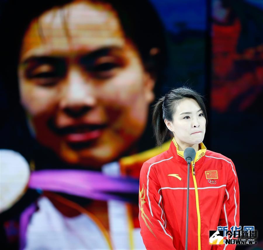 吳敏霞在12月15日，中央電視台舉行的2016體壇風雲人物提名獎揭曉儀式中，正式宣布退役。