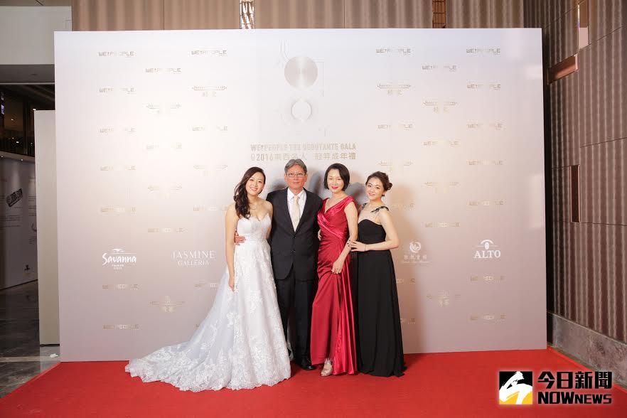 ▲郭思維（左起）、郭泰源、張瓊姿與郭思瑜。（圖／公關提供）