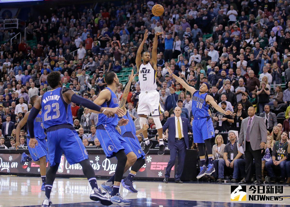 Hood（中）絕殺小牛。（圖／美聯社／達志影像）