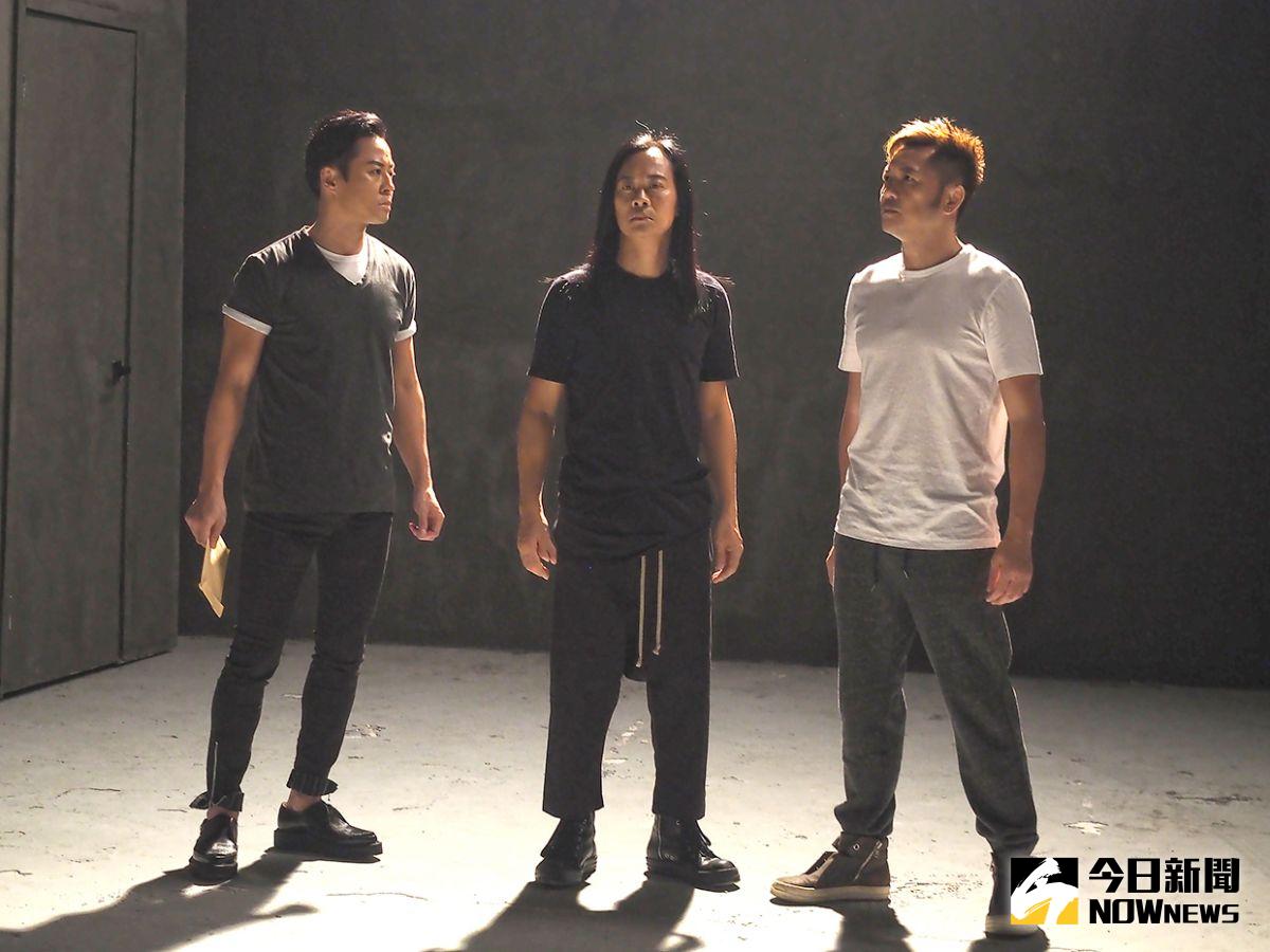 ▲草蜢新歌《上天關了一扇門》MV側拍。（圖／寰亞唱片提供，2016.12.28）