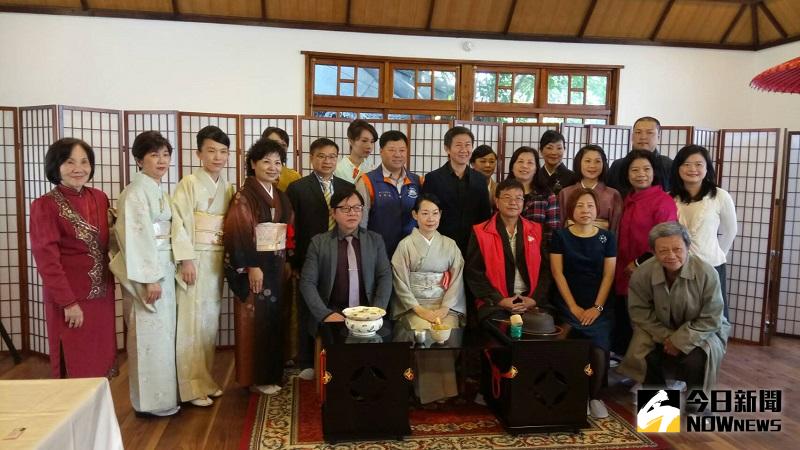 ▲雪見慈善茶會現場合影。（圖／彰化縣文化局提供）