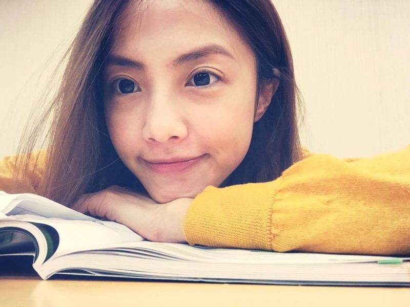 ▲小8臉書爆「真的寂寞」，被諷吃麵也要開直播讓粉絲作陪。（圖／翻攝小8臉書，2017.1.15）